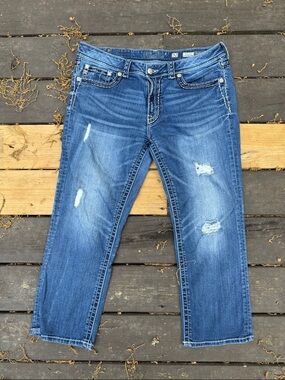 Miss Me Blue Distressed Boyfriend Capri Cropped Jeans size 32